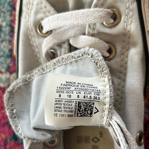 🔥Converse | Unisex light grey All Star classic fit lace up sneakers Men’s 8 W 10 - Picture 12 of 16